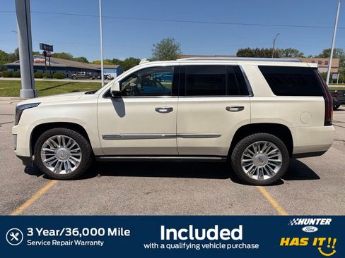 Used 2015 Cadillac Escalade Platinum AWD/4WD image 4