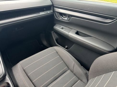 Used 2025 Honda CR-V Sport image 17