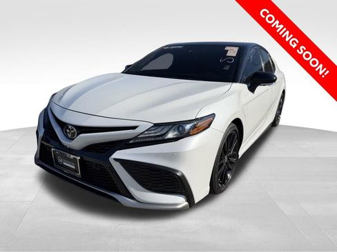 Used 2024 Toyota Camry XSE w/ Navigation Package FWD image 1