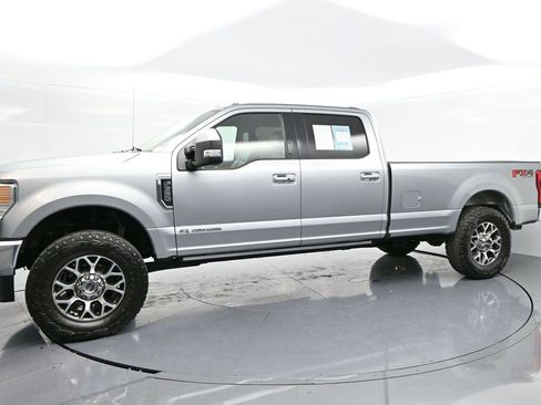 Used 2020 Ford F350 Lariat w/ Lariat Ultimate Package image 4