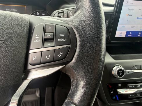 Used 2020 Ford Explorer Limited AWD/4WD image 17