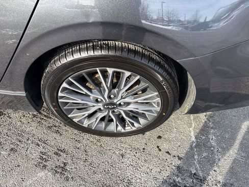 Used 2023 Kia Forte GT-Line image 13