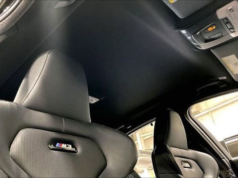Used 2018 BMW M3 RWD image 23
