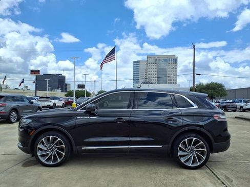 Certified 2022 Lincoln Nautilus Reserve w/ Equipment Group 202A AWD/4WD image 24
