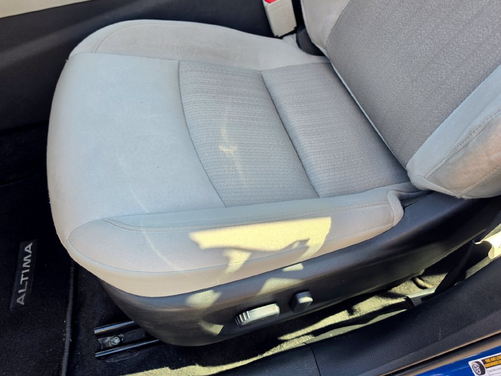 Certified 2025 Nissan Altima 2.5 SV w/ SV Special Edition Package AWD/4WD image 14