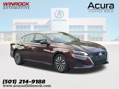 Used 2025 Nissan Altima 2.5 SV