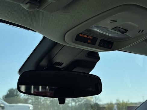 Used 2024 Chevrolet Trax LS image 27