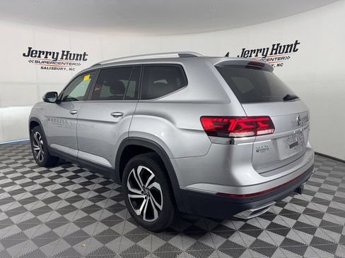 Used 2023 Volkswagen Atlas SEL AWD/4WD image 8