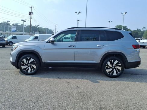Used 2025 Volkswagen Atlas SE FWD image 7