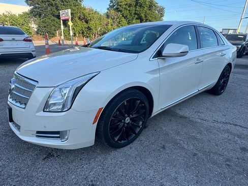 Used 2013 Cadillac XTS Platinum FWD image 1