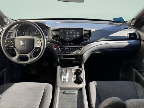 Certified 2022 Honda Pilot Sport image 30