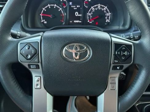 Used 2024 Toyota 4Runner SR5 AWD/4WD image 8