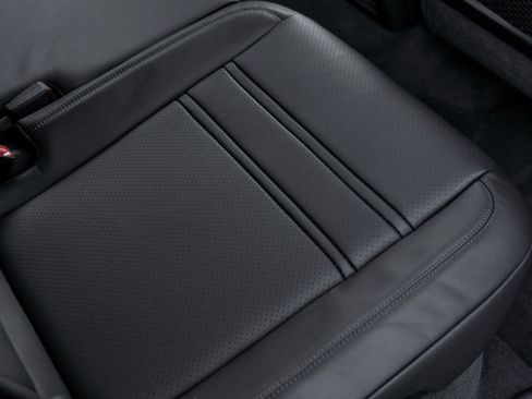 New 2026 Porsche Cayenne Coupe image 39