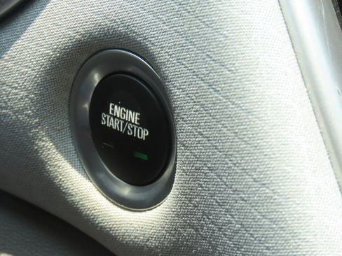 Used 2025 Chevrolet Malibu LT FWD image 29