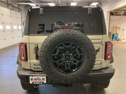 New 2026 Ford Bronco Badlands AWD/4WD image 9
