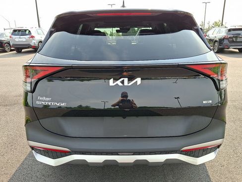 Used 2023 Kia Sportage EX w/ EX Premium Package AWD/4WD image 6