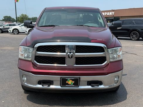 Used 2017 RAM 1500 Classic SLT w/ Luxury Group AWD/4WD image 3