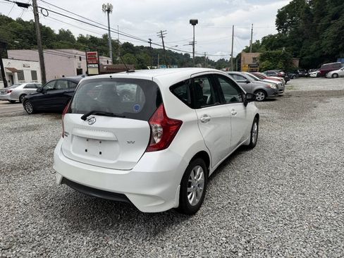 Used 2017 Nissan Versa Note SV w/ SV Appearance Package FWD image 8