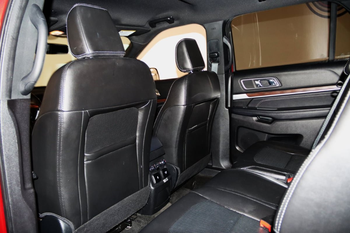 Used 2018 Ford Explorer Limited AWD/4WD image 51