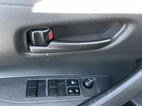 Used 2024 Toyota Corolla LE FWD image 19