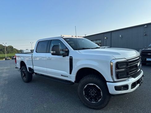 Used 2026 Ford F350 Platinum w/ Tremor Off-Road Package AWD/4WD image 1