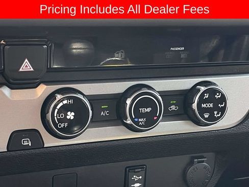 Used 2016 Toyota Tacoma SR5 w/ Towing Package RWD image 30