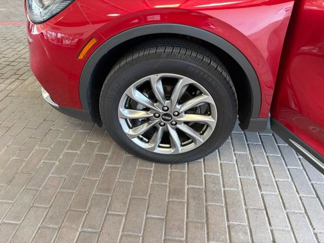 Certified 2022 Lincoln Corsair FWD w/ Premium Package image 9