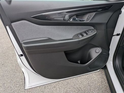 New 2026 Chevrolet TrailBlazer LT w/ Convenience Package image 9