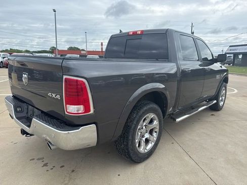 Used 2018 RAM 1500 Laramie AWD/4WD image 8