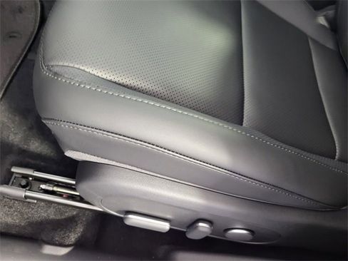 New 2025 Hyundai Kona Limited image 12