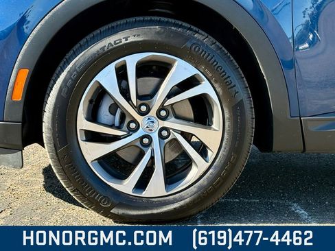 Used 2023 Buick Envision Essence image 9