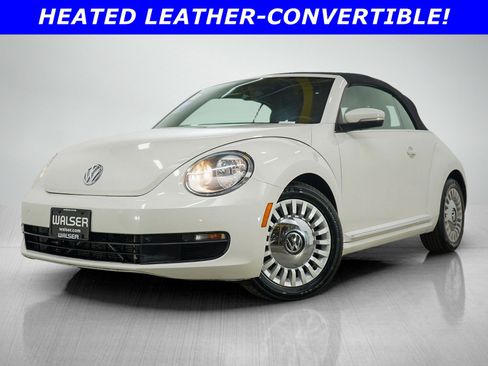 Used 2013 Volkswagen Beetle 2.5 image 1