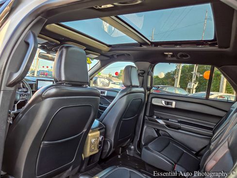 Used 2020 Ford Explorer Limited image 15