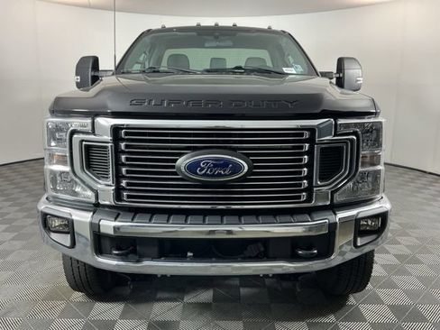 Used 2022 Ford F350 XLT w/ XLT Value Package AWD/4WD image 2