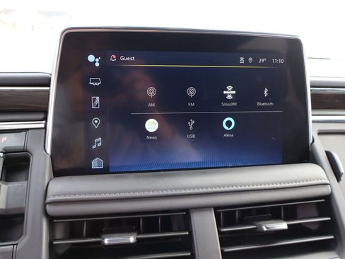 Used 2023 Chevrolet Suburban Z71 w/ Luxury Package image 26