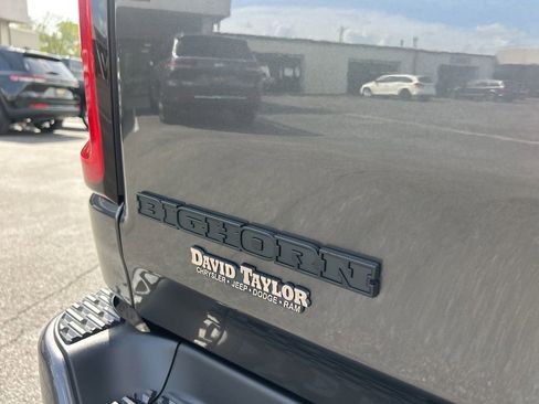 New 2026 RAM 1500 4x4 Crew Cab image 39