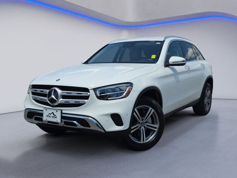 Used 2022 Mercedes-Benz GLC 300 4MATIC w/ Premium Package Lite image 2