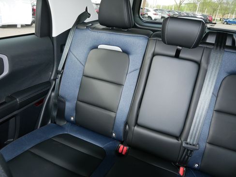 Used 2025 Ford Bronco Sport Outer Banks w/ Outer Banks Tech Package+ AWD/4WD image 12