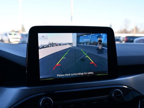 Used 2021 Ford Escape Titanium image 26