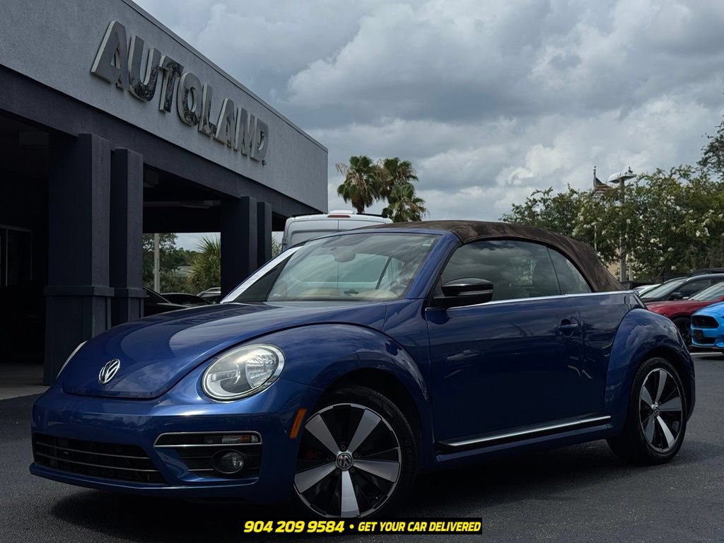 Used 2013 Volkswagen Beetle 2.0T FWD image 1