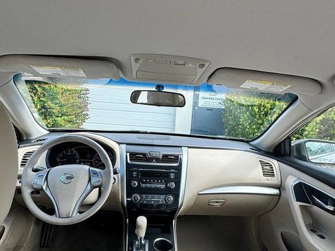Used 2013 Nissan Altima 2.5 S FWD image 12