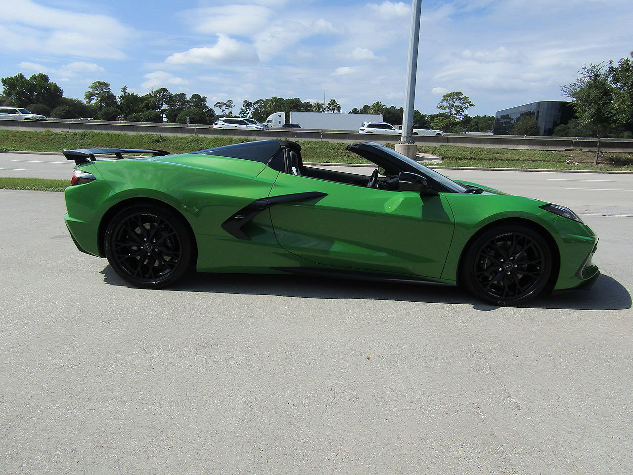 Used 2026 Chevrolet Corvette Stingray Preferred Conv w/ Z51 Performance Package RWD image 4