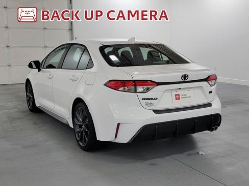 Certified 2025 Toyota Corolla SE w/ SE Premium Package FWD image 6