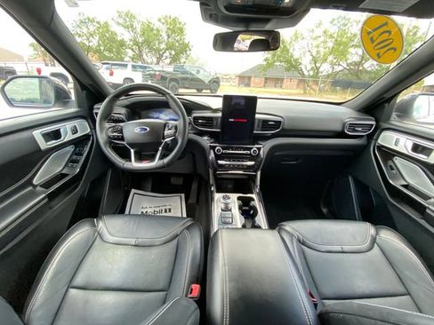 Used 2021 Ford Explorer ST w/ Equipment Group 401A AWD/4WD image 15