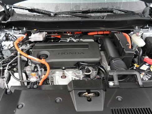 Used 2025 Honda HR-V Sport image 13