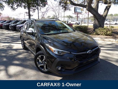 Used 2024 Subaru Crosstrek 2.0i Premium w/ Crosstrek Mirror Package image 3