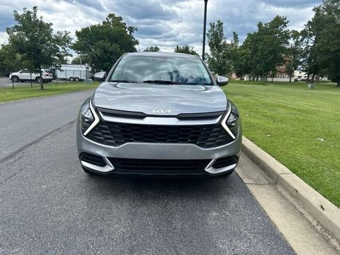 Certified 2024 Kia Sportage LX FWD image 4