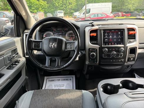 Used 2019 RAM 1500 Big Horn AWD/4WD image 15
