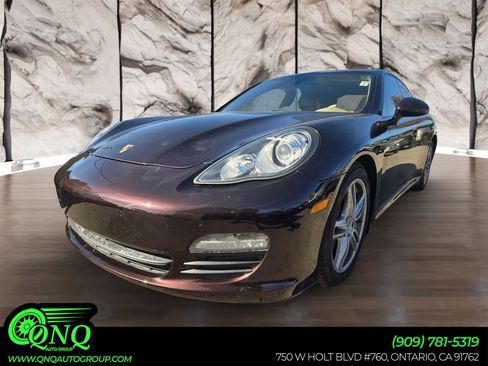 Used 2011 Porsche Panamera image 1