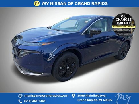 Used 2025 Nissan Murano SV AWD/4WD image 4